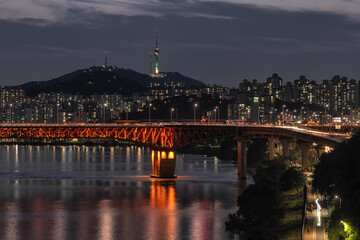 seongsu bridge and namsan tower