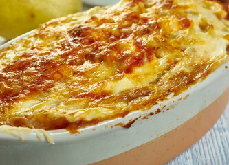 Sicilian Gatto' di patate con ragu