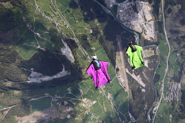 Skydiving in Norway © sindret