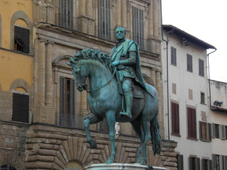 Fototapeta na wymiar Equestrian statue of Cosimo I de Medici in Piazza de la Seignoria, Florence. Italy