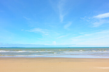 Fototapeta na wymiar Beautiful tropical beach with sand and blue sky