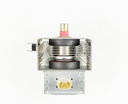 Cavity magnetron tube, high-powered vacuum tube that generates microwaves for microwave ovens