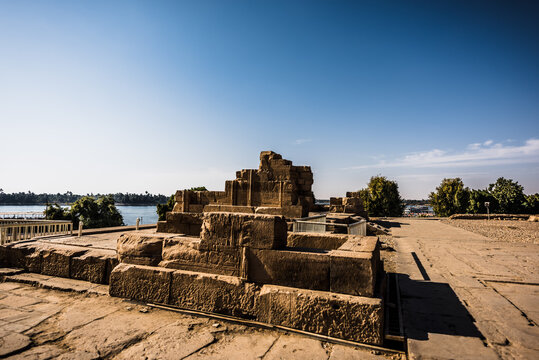 Sobek Bilder Durchsuchen 1,279 Archivfotos, und Videos