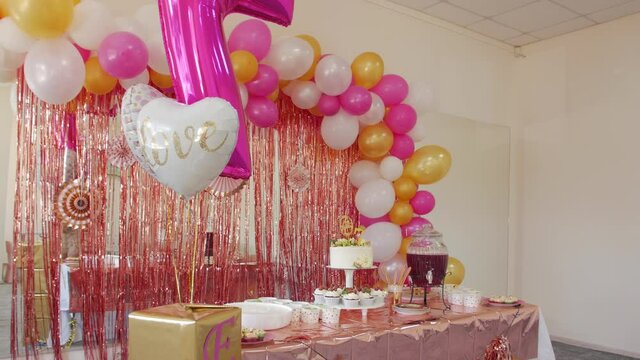 Child birthday decorations 7 years number pink air balloons cake sweets name Emma