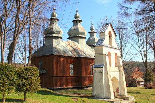 Jawornik Ruski, Kośći&oacute;ł, Parafia, Zabytek, 