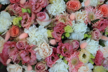 Pink and white wedding centerpiece