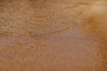 Plage de sable au crépuscule