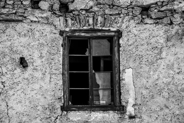 Fototapeta na wymiar window with past