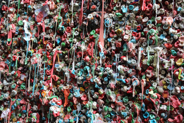 Fototapeta na wymiar The colorful gum wall at Pike Place Market in the northwest.
