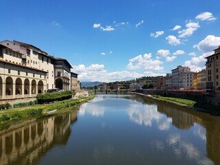 Fototapeta na wymiar Arno River, Florence