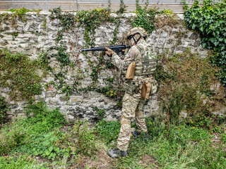 airsoft player