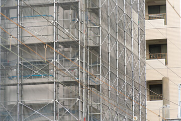マンション建設現場イメージ　足場