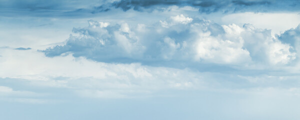 Naklejka na ściany i meble Overcast sky at daytime. Natural background photo