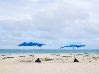 Obraz na płótnie Canvas 沖縄県 離島 久米島 はての浜の風景写真