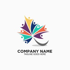 Obraz premium Maple leaf logo human concept for business company