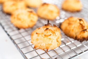 Coconut cookies