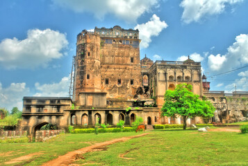 Orchha Fort Jahangir Mahal, ancient ruins in India wiev from distance
