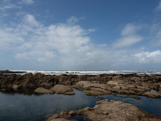 rocher avec vue sur mer