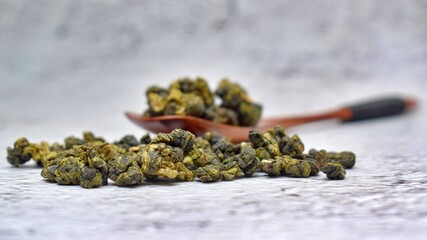 Tea oolong with a spoon