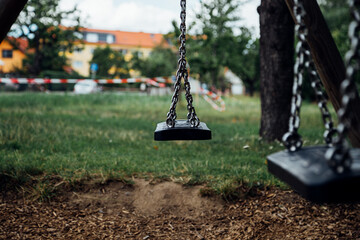 Kinderschaukel im Park
