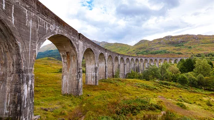 Deurstickers Glenfinnanviaduct Glenfinnan Viaduct - The famous Harry Potter Express Train in Scotland