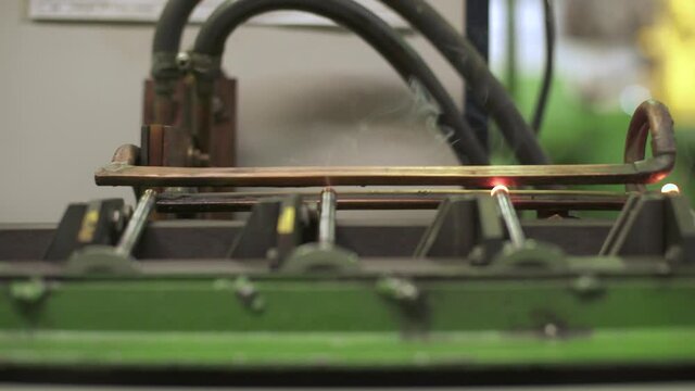 heating of metal products with high frequency current