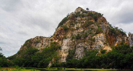 Fototapeta na wymiar Beautiful Mountains at Khao ngu stone park at Ratchaburi, Thailand