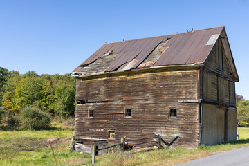 Fototapeta premium Old Barn in rural New York State