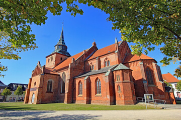 Boizenburg: Romanische Kirche St. Marien (1217, Mecklenburg-Vorpommern)