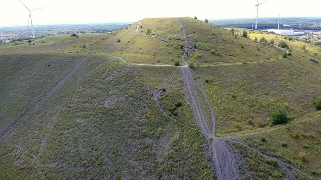 Beautiful hiking trail and mountainbike trail to the top of a hill.