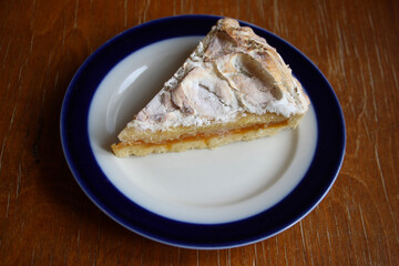cake with tangerines