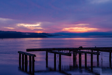 Fototapeta na wymiar sunrise at the pier