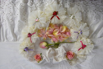 fleurs et ruban