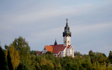 KOŚCIÓŁ ŁAZY STARACHOWICE