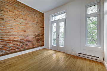 Real estate photography - Empty renovated apartment in Montreal. Old French style 6x plex in old...