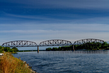 Fototapeta na wymiar BNSF rail bridge across Missouri River near Bismarck North Dakota