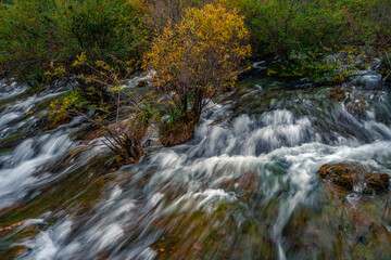 The small waterfalls at pearl beach, in Jiuzhai Valley Park, Sichuan, China.