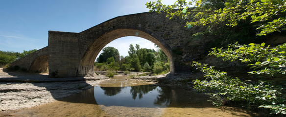 Pont roman de Mane, France