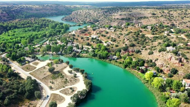 Vista a&eacute;rea camping Los Batanes, Lagunas de Ruidera, Castilla-La Mancha (Espa&ntilde;a)