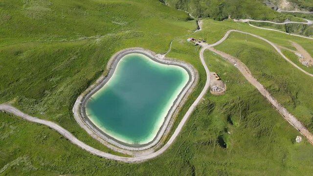 Retenue d'eau, Col du Joly, Les Contamines-Montjoie, Haute-Savoie, France