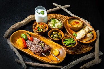 ケバブ(シシカバブ)とクスクス料理　Shish kebab and couscous dishes