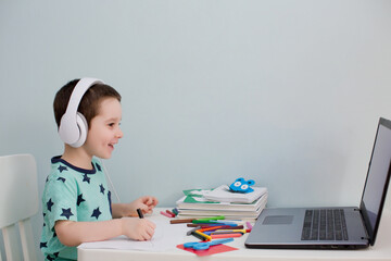 Distance online education concept