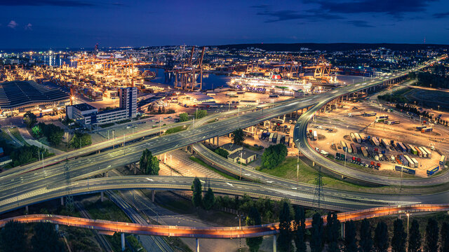 Gdynia port nocą