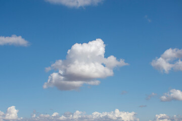 Nubes de otoño en septiembre