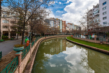 Fototapeta na wymiar Porsuk River view in Eskisehir. Eskisehir is a modern city in center of Anatolia.