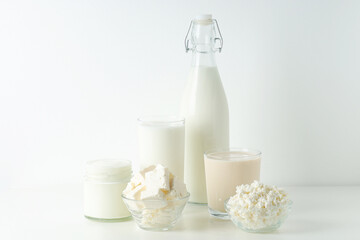 Obraz na płótnie Canvas Different milk products: milk, cheese and yoghurt