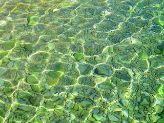 Steine, Felsen am Strand in Istrien, Kroatien