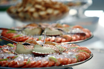 Travessa com sapateira e camarão