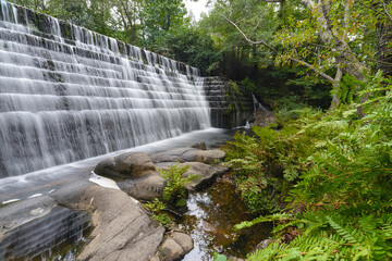 Obraz premium walk of lovers waterfall in lugo Galicia