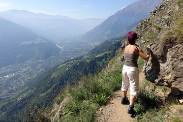 Vellauer Felsenweg, spektakul&auml;rer Wanderweg f&uuml;r Schwindelfreie